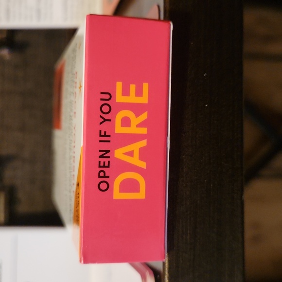 New TRAVEL Size REBEL DECK THE ORACLE WITH ATTITUDE -60 CARDS w/ brief details - Picture 9 of 9